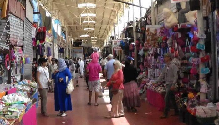 اكادير : تجار سوق ” الأحد” يستنكرون تحصيل البلدية لرسوم ” باطلة “ 1