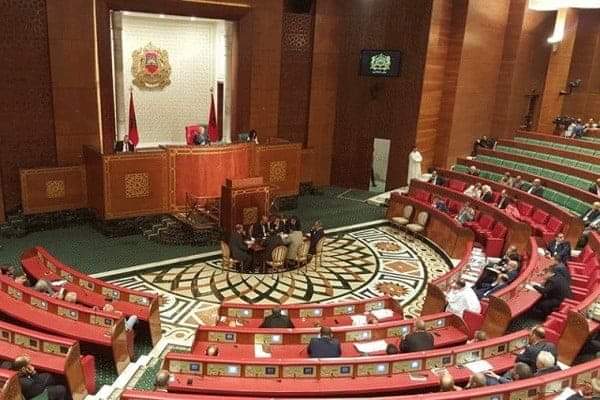 مجلس المستشارين يصادق بالأغلبية على قانون المالية 2022 1