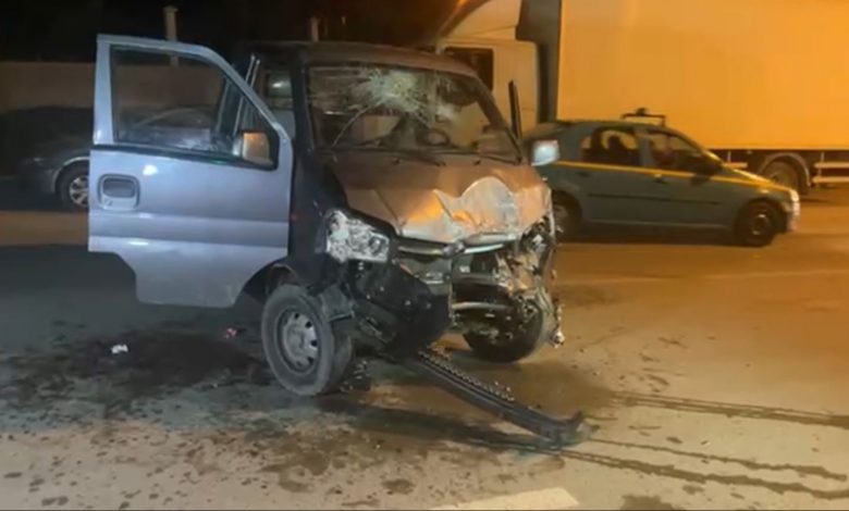 رمي فتاة عارية من السيارة بطنجة والأمن يتدخل لإيقاف المتورطين 1